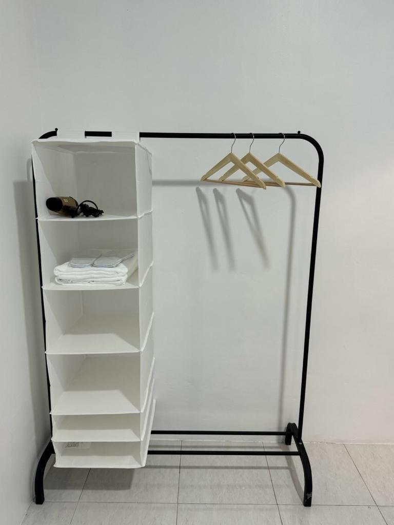 Yenesh Apartment *